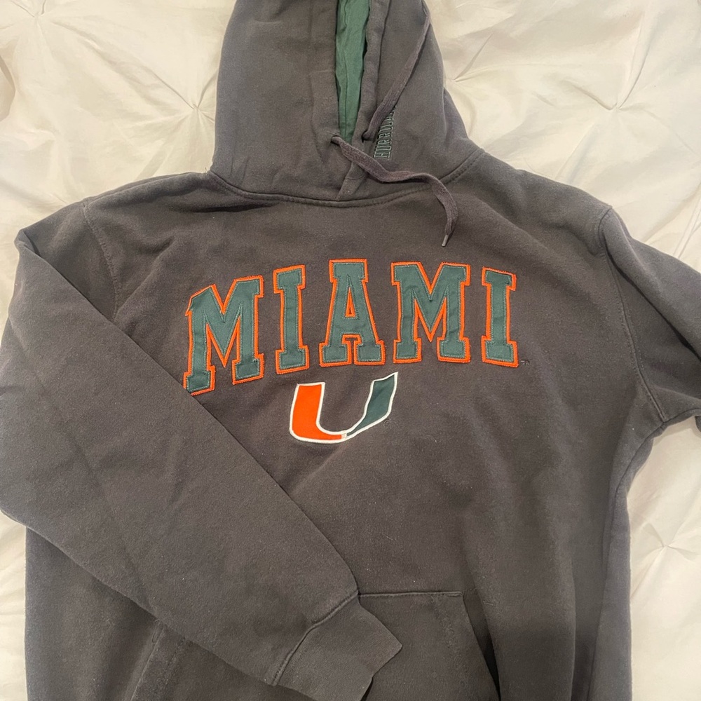 UMIAMI sweatshirt - size M